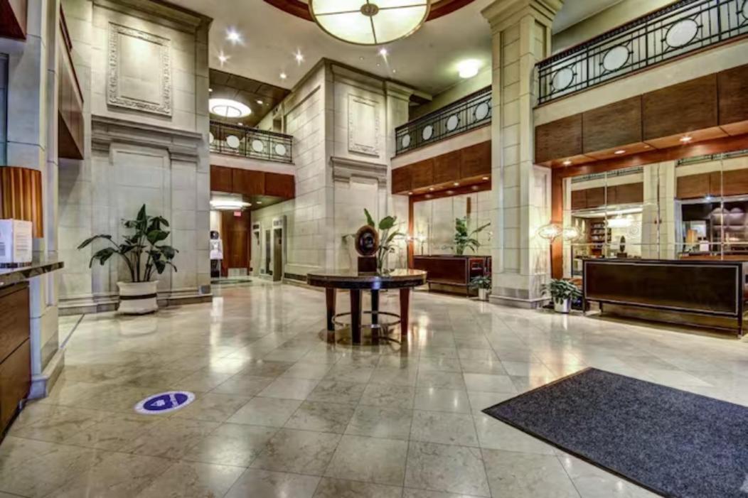 Chase Penthouse At 39 West Inner Harbor Convention Center Free Indoor Parking One And Two Bedrooms *