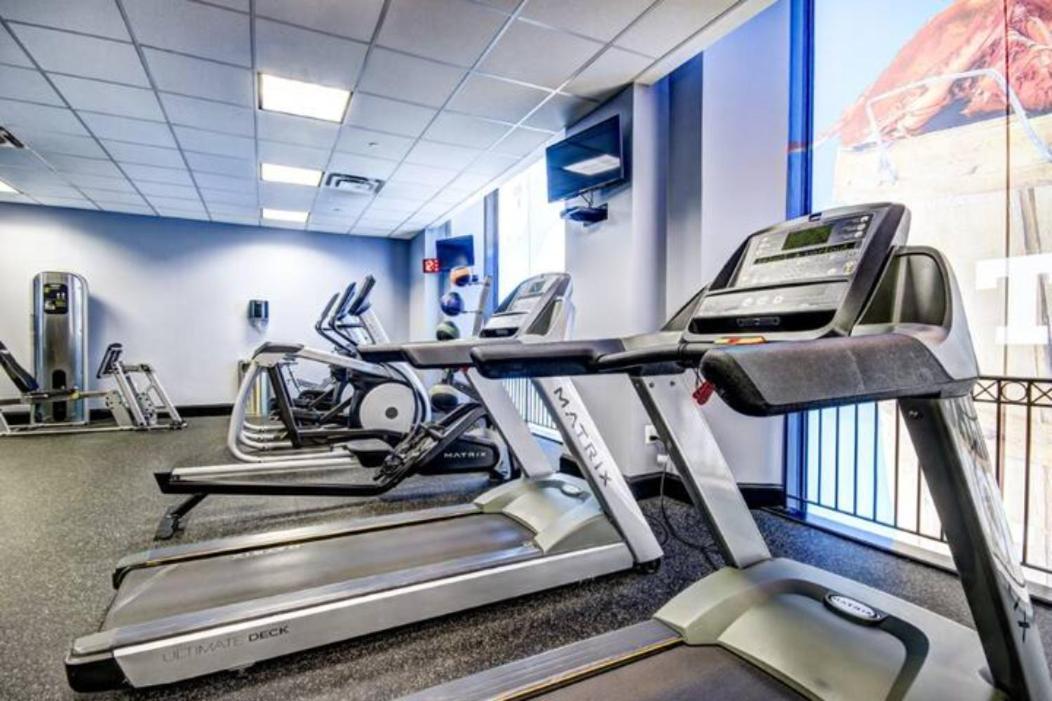 Chase Penthouse At 39 West Inner Harbor Convention Center Free Indoor Parking One And Two Bedrooms Appartement